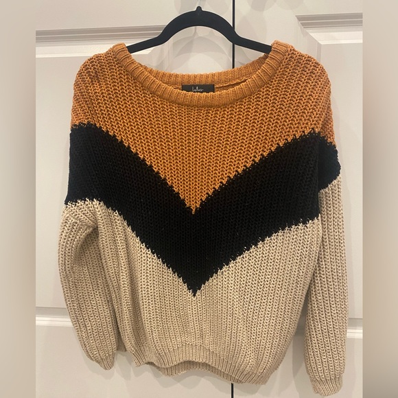 Lulu’s Size Small Neutrals Chevron Stripe Sweater - Picture 5 of 6